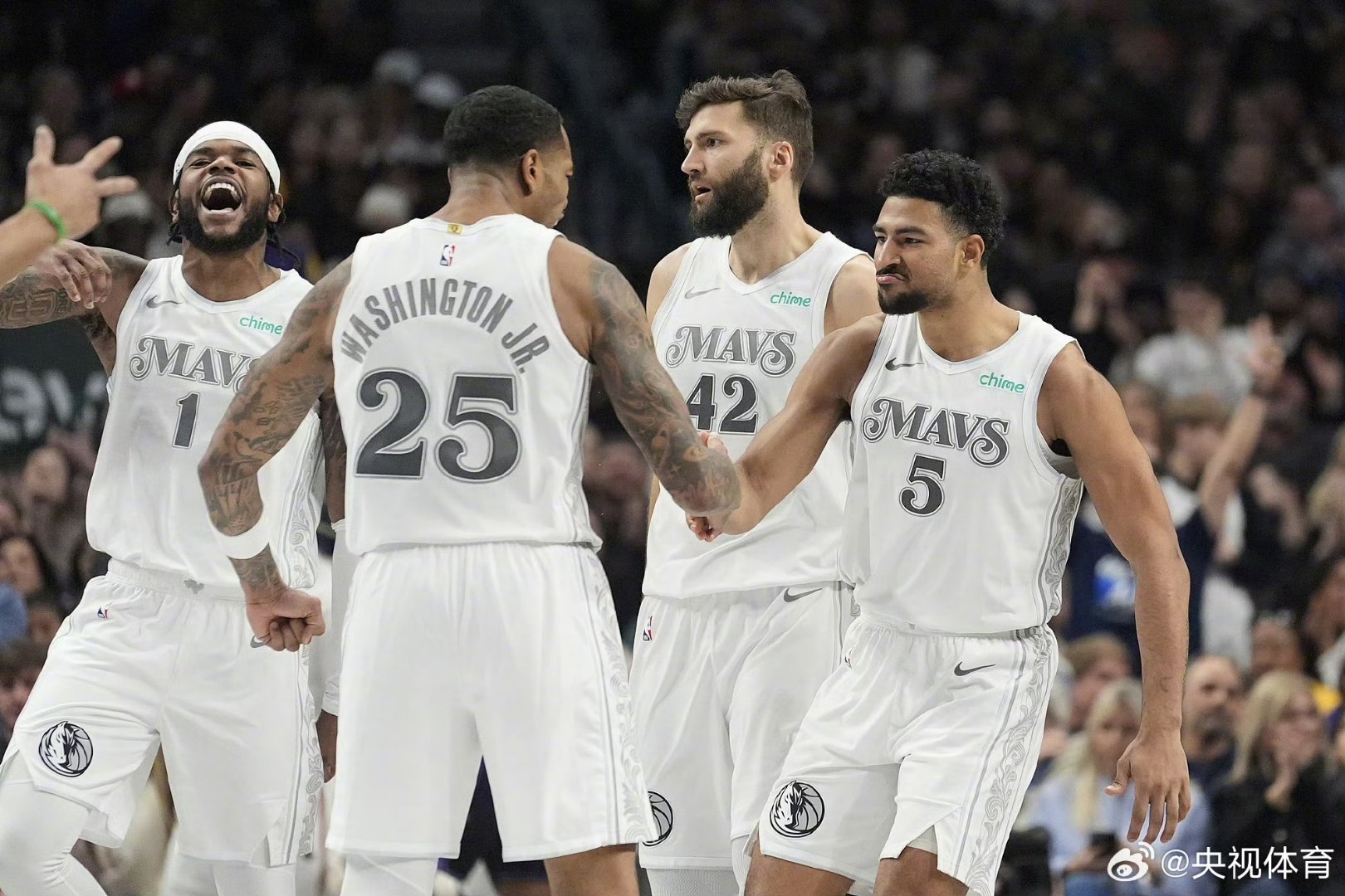 包含卡曼有意回归NBA，湖人、独行侠成主要竞争对手的词条